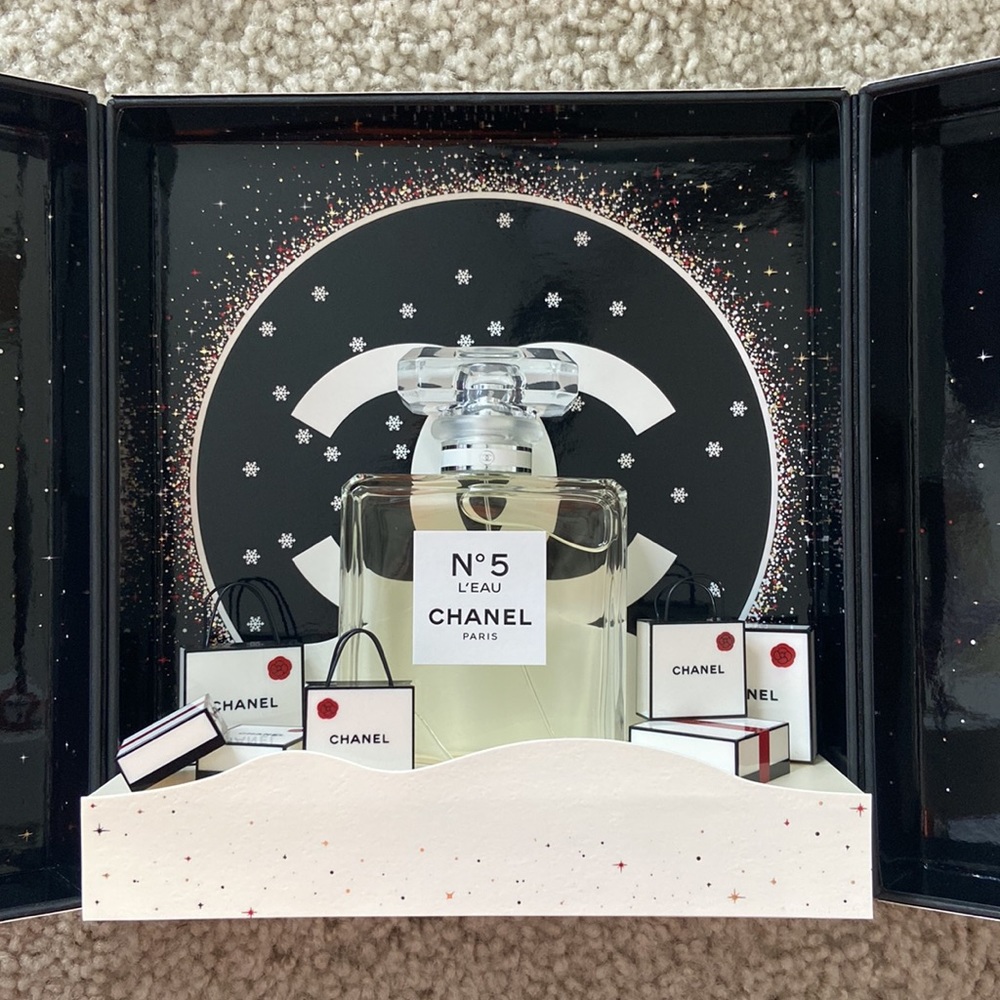 Chanel limited edition N’5 L’eau EDT 3.4 oz